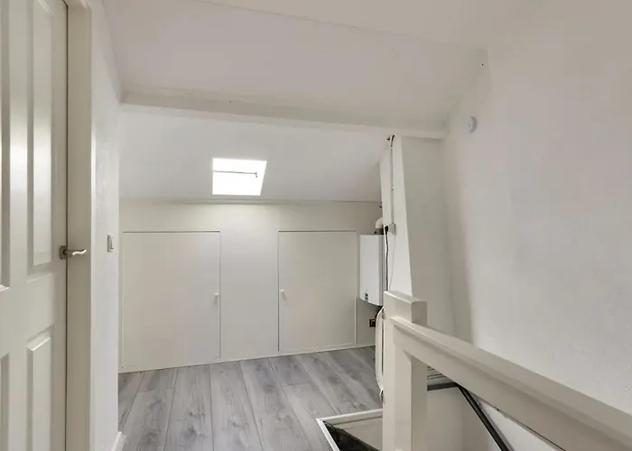 Apeldoorn- Ruime Eengezinswoning Met 5 Slaapkamers 别墅 阿帕多恩