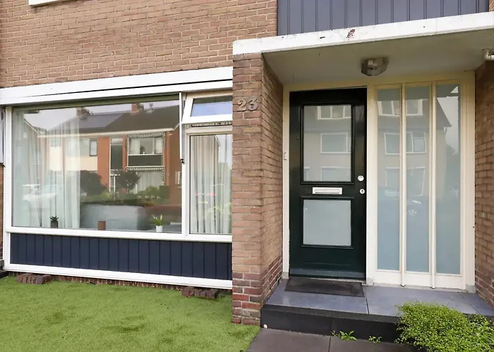 Apeldoorn- Ruime Eengezinswoning Met 5 Slaapkamers 别墅